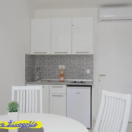 Apartament Apartmants Lungo Mare *