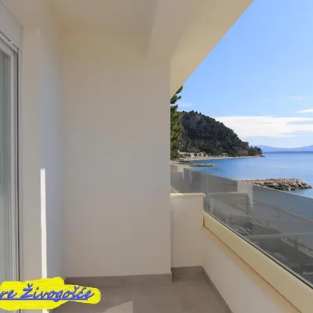 Apartament Apartmants Lungo Mare Živogošće