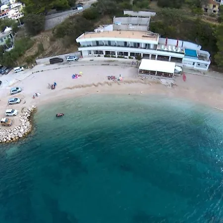 Apartmants Lungo Mare Lägenhet